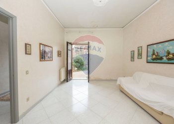 Soggiorno - Casa indipendente Vicolo Magnesa, San Pietro Clarenza - foto 9