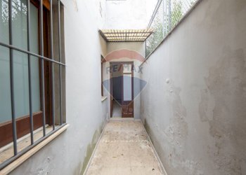 Hall / corridoio - Casa indipendente Vicolo Magnesa, San Pietro Clarenza - foto 35