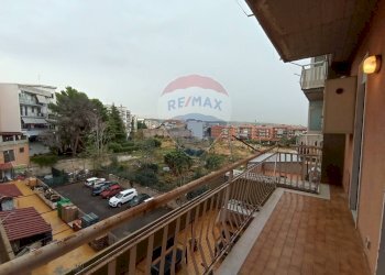 Balcone - Quadrilocale Viale dei Platani
 
36, Paterno - foto 6