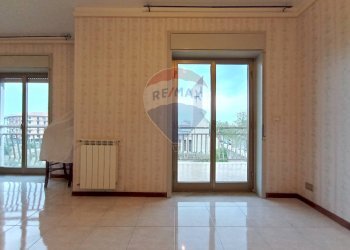 Stanza vuota - Quadrilocale Viale dei Platani
 
36, Paterno - foto 12