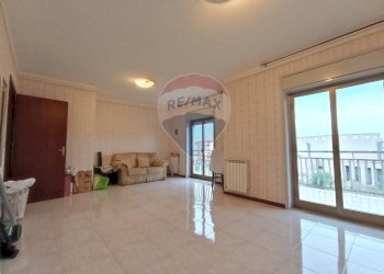 Soggiorno - Quadrilocale Viale dei Platani
 
36, Paterno - foto 13