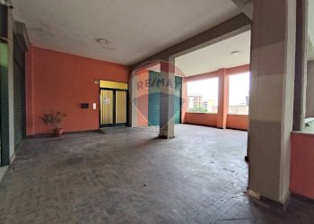 Stanza vuota - Quadrilocale Viale dei Platani
 
36, Paterno - foto 37