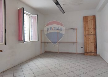 Stanza vuota - Trilocale Via Taverna
 
7, Manfredonia - foto 7