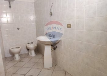 Bagno - Trilocale Via Taverna
 
7, Manfredonia - foto 12