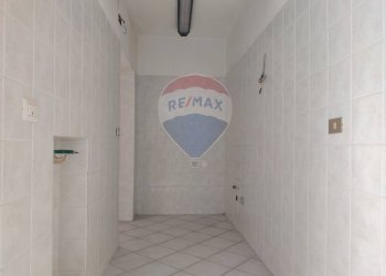 Hall / corridoio - Trilocale Via Taverna
 
7, Manfredonia - foto 15