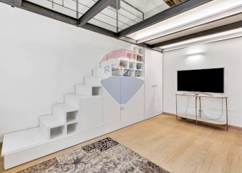 Scale - Bilocale Via Savona
 
86, Milano - foto 10