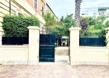 Edificio all\'aperto - Appartamento Piazza Mazzini
 
1, Terracina - foto 5