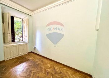 Stanza vuota - Appartamento Piazza Mazzini
 
1, Terracina - foto 12