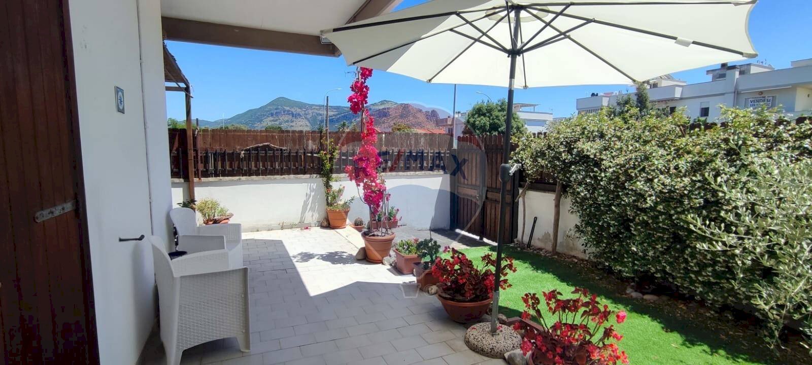 Terrazza - Three-room apartment VIA BONIFICATORI DELLA PALUDE PONTINA
 
18, Terracina - photo 2