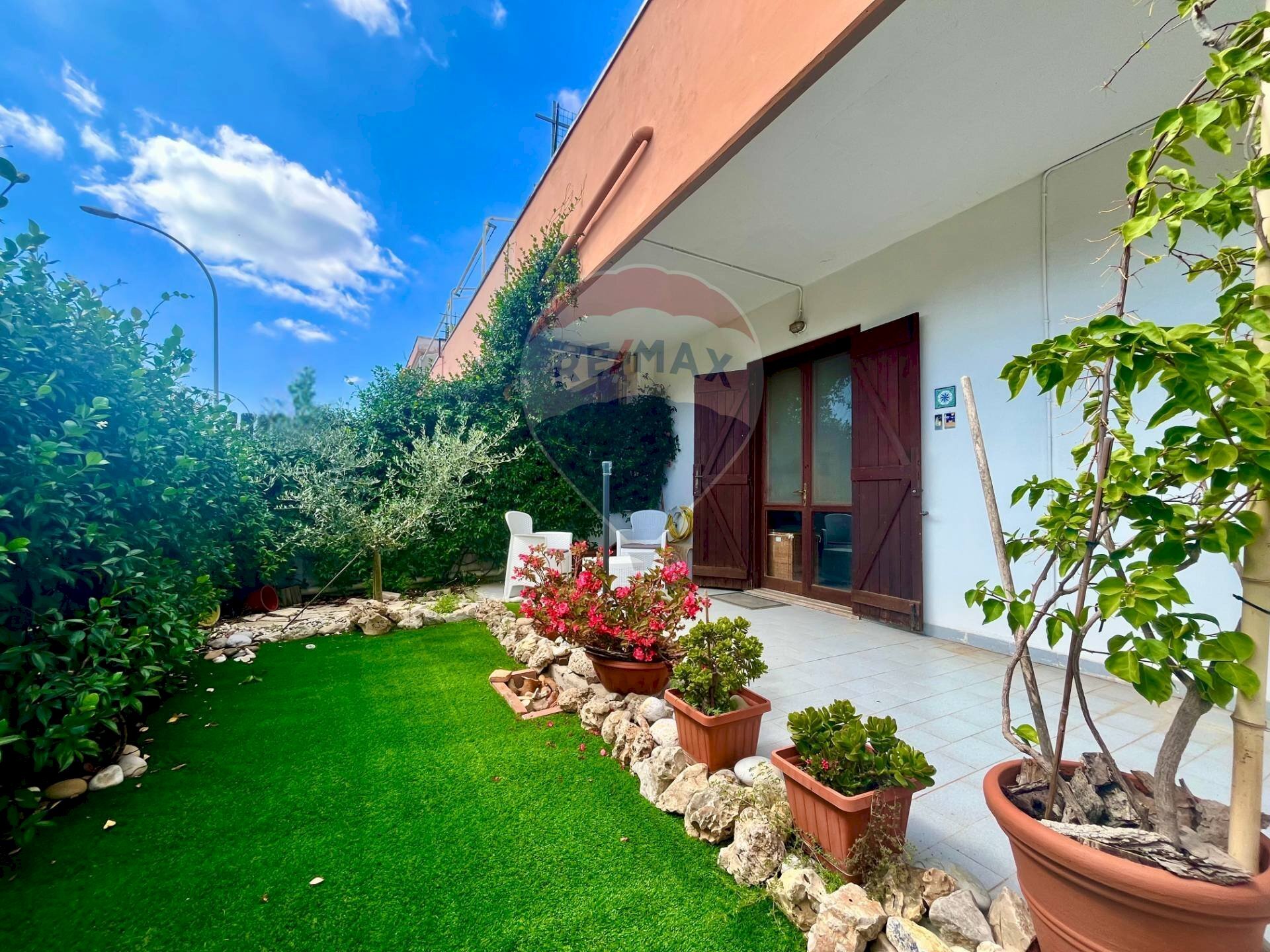 Giardino - Three-room apartment VIA BONIFICATORI DELLA PALUDE PONTINA
 
18, Terracina - photo 3