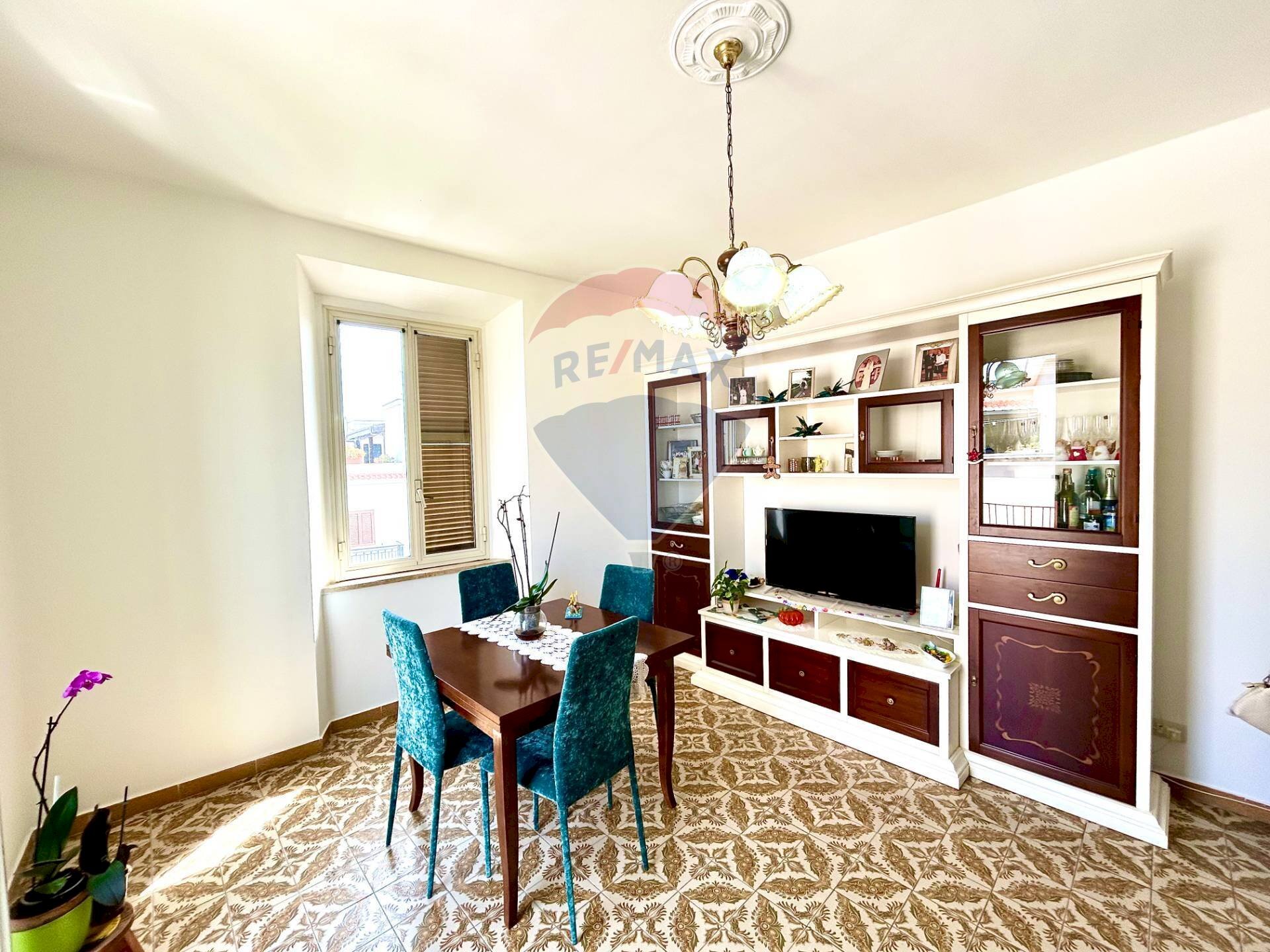 Sala da pranzo - Trilocale Via del Piegarello
 
46, Terracina - foto 1