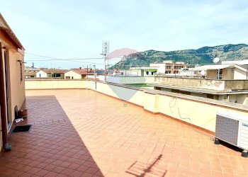 Terrazza - Trilocale Via del Piegarello
 
46, Terracina - foto 9