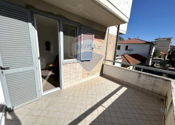 Terrazza - Villa Bifamiliare Via San Rocco
 
32, Terracina - foto 12