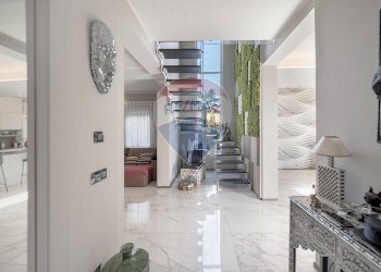 Hall / corridoio - Villa CORSO ITALIA
 
40, Arconate - foto 16