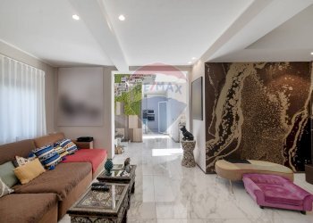 Soggiorno - Villa CORSO ITALIA
 
40, Arconate - foto 20