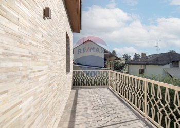 Balcone - Villa CORSO ITALIA
 
40, Arconate - foto 52