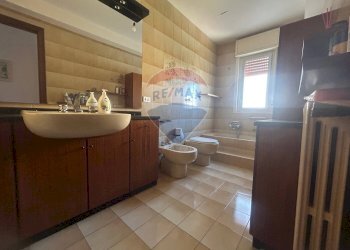 Bagno - Appartamento via delle costituzione
 
47, Ragusa - foto 29