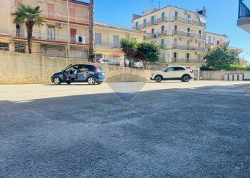 Edificio all\'aperto - Appartamento via delle costituzione
 
47, Ragusa - foto 32