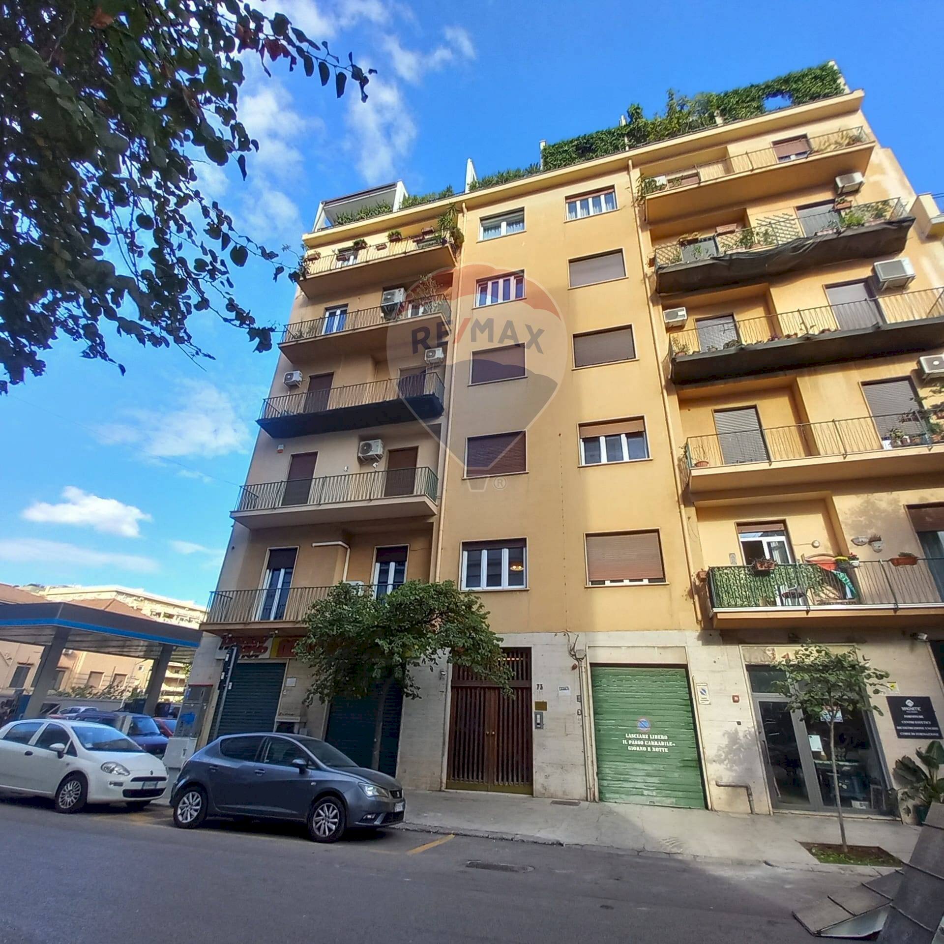 Edificio all\'aperto - Appartamento Via Terrasanta
 
73, Palermo - foto 2