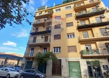 Edificio all\'aperto - Appartamento Via Terrasanta
 
73, Palermo - foto 17