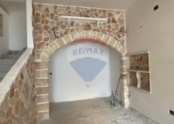 Scale - Casa indipendente Cellino San Marco - foto 6