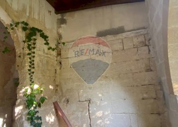 Stanza vuota - Casa indipendente Via San Francesco
 
40, Squinzano - foto 8