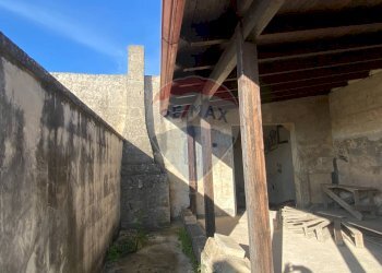 Edificio all\'aperto - Casa indipendente Via San Francesco
 
40, Squinzano - foto 14