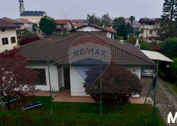 Casa all\'aperto - Villa via Comasinella
 
19, Cogliate - photo 4