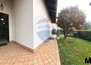 Giardino - Villa via Comasinella
 
19, Cogliate - photo 13