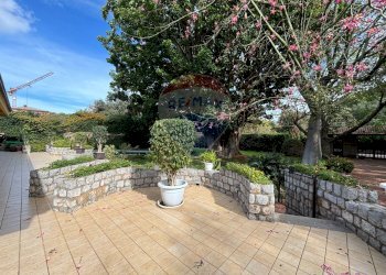 Terrazza - Villa Via Delle Tre Grazie
 
16, Palermo - foto 40