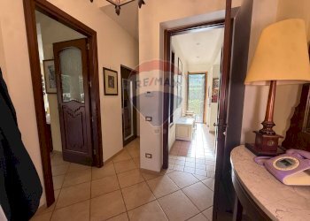 Hall / corridoio - Villa Via Delle Tre Grazie
 
16, Palermo - foto 54