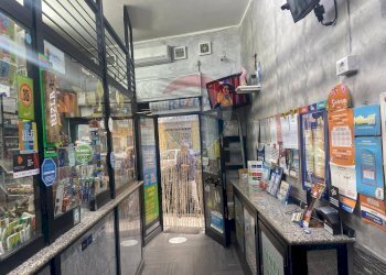 Dispensa di stoccaggio - Commercial Activity Via Ruggerone Da Palermo
 
47, Palermo - photo 4