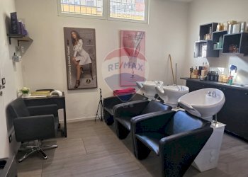 Camera / camera da letto - Attività Commerciale Bari - foto 9