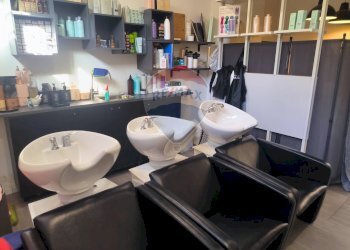 Bagno - Attività Commerciale Bari - foto 10