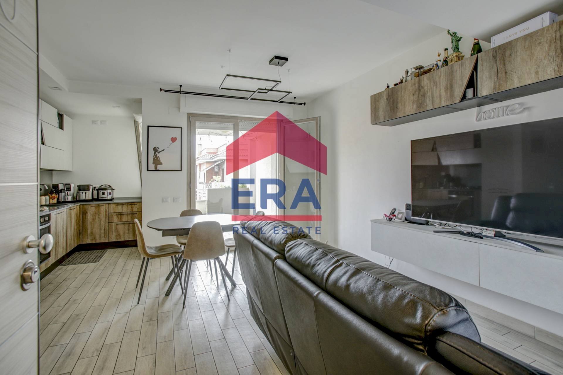 Foto 2 - Trilocale Viale Alessandro Manzoni
 
8, Pomezia - foto 2