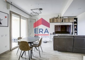 Foto 4 - Trilocale Viale Alessandro Manzoni
 
8, Pomezia - foto 4