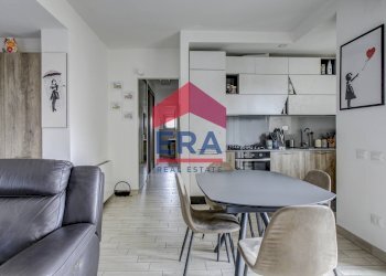 Foto 7 - Trilocale Viale Alessandro Manzoni
 
8, Pomezia - foto 7