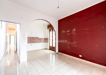 Foto 1 - Trilocale via galileo galilei
 
15, Aci Catena - foto 1