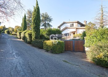 Foto 1 - Villa Via dei Tirreni
 
17, Sutri - foto 1