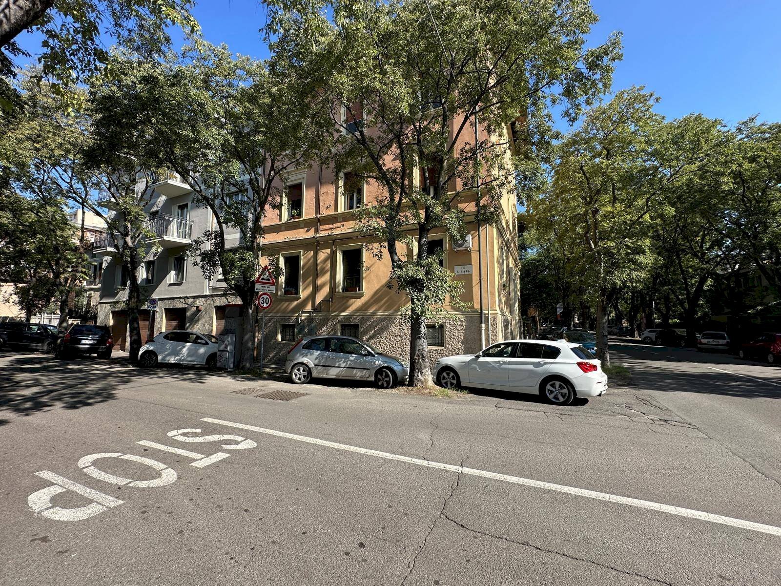 Foto 2 - Locale Commerciale VIA LANA
 
77, Modena - foto 2