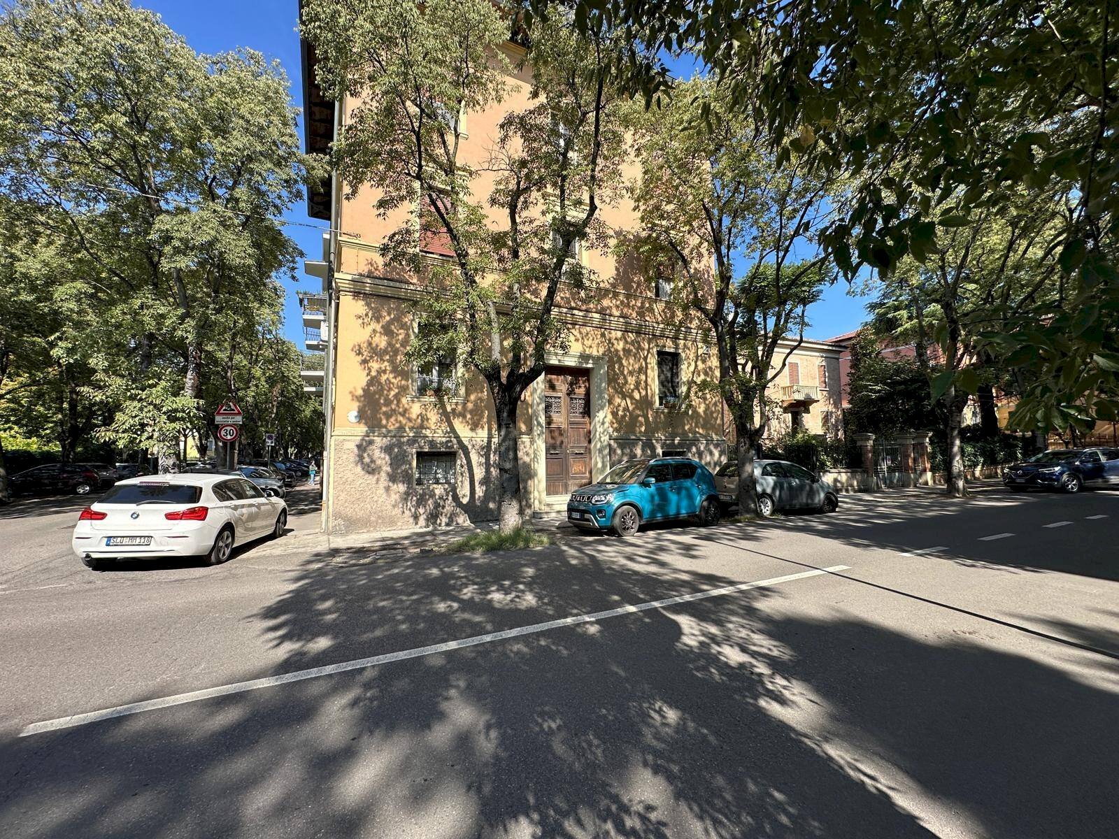 Foto 3 - Locale Commerciale VIA LANA
 
77, Modena - foto 3