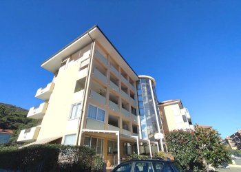 Foto 1 - Quadrilocale Via Cavour, Andora - foto 1