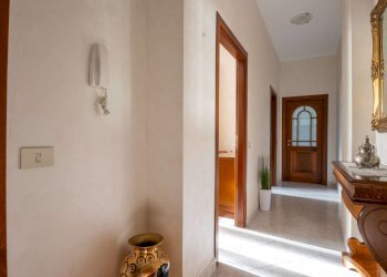 Trilocale Carnate - foto 1