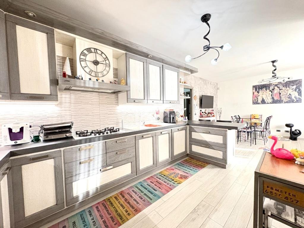 Four-room apartment Via don lorenzo bellino, Carignano - photo 1
