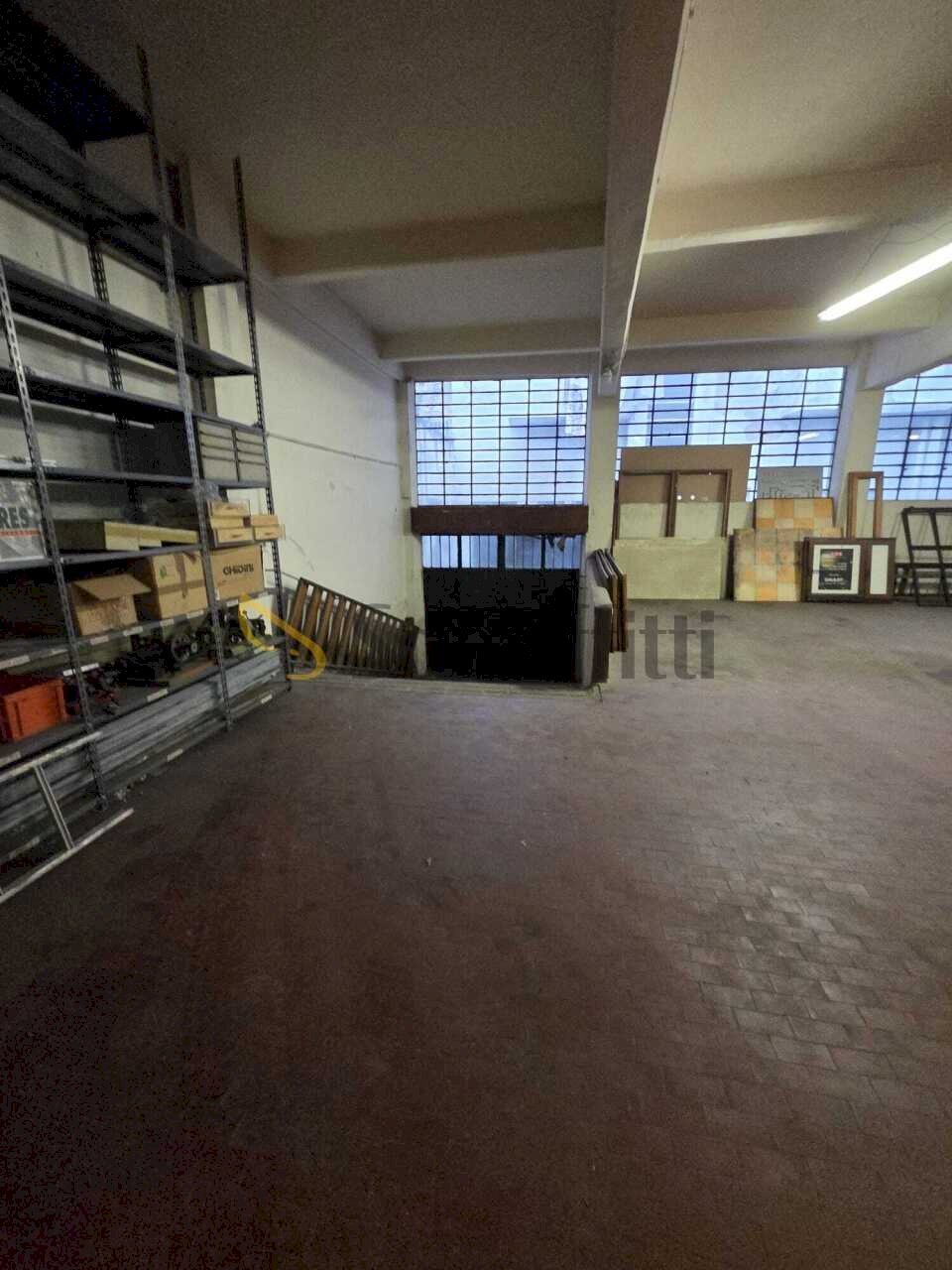 3.jpg - Box Via Elvo, Torino (zona Barriera Milano) - foto 3