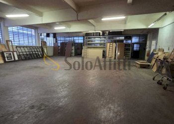 4.jpg - Box Via Elvo, Torino (zona Barriera Milano) - foto 1