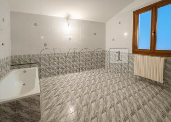 05 bagno 1pa.JPG - Villa Via Strada Pozzetto 11, Albettone - foto 12
