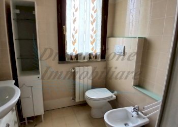 Bagno.jpg - Quadrilocale Via del Poggetto, Rosignano Marittimo - foto 8