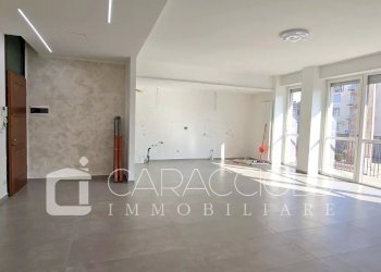Three-room apartment Piazza Trento e Trieste, Busto Arsizio - photo 19