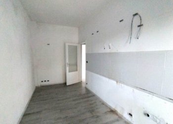 Trilocale Savona - foto 6